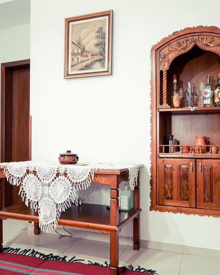 Cico Hostel &Private Room Gjirokastër Екстериор снимка