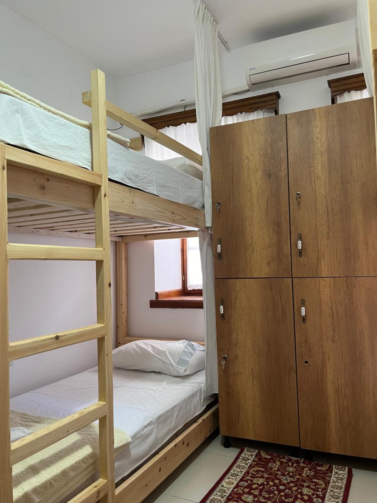 Cico Hostel &Private Room Gjirokastër Екстериор снимка